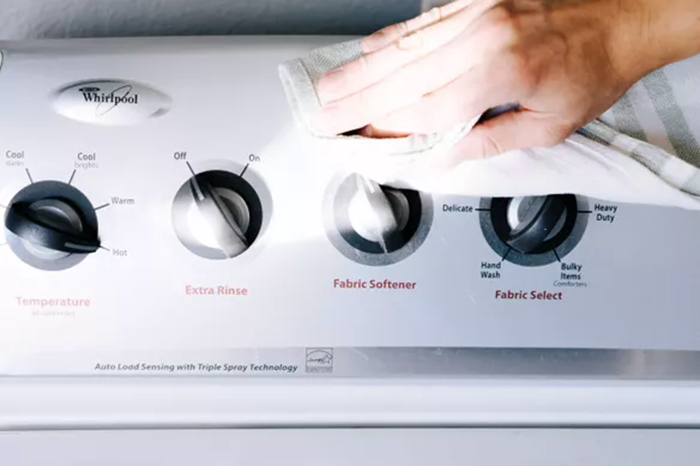 Tự vệ sinh máy giặt cơ bản tại nhà như thế nào?